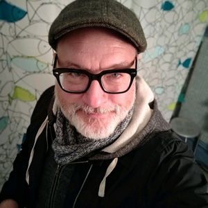 Meet your Posher, Tom